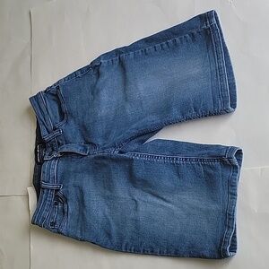 BLUE DKNY JEANS shorts, Size 4, stretch material/ elastane